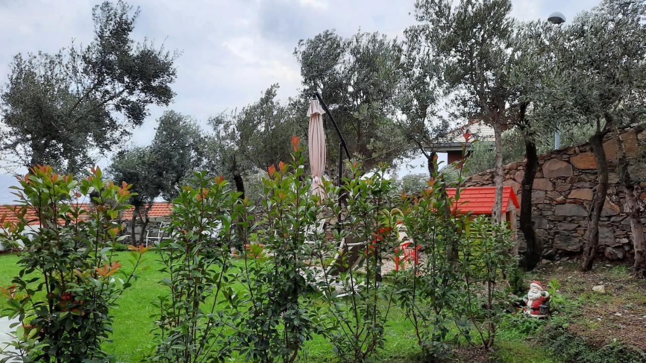 Poggio Degli Ulivi Lägenhet Genua Exteriör bild
