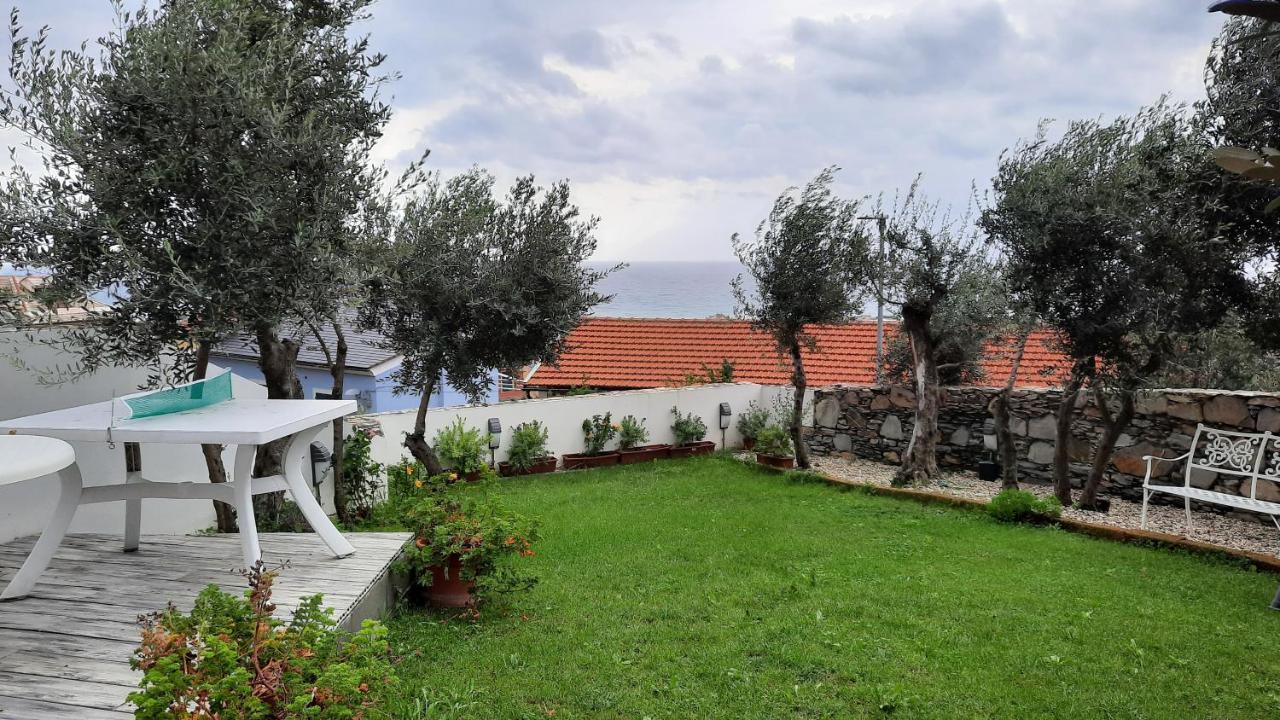 Poggio Degli Ulivi Lägenhet Genua Exteriör bild